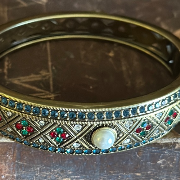 Heidi Daus Pearl with Blue / Red / Green / Clear CZ’s - Picture 7 of 13